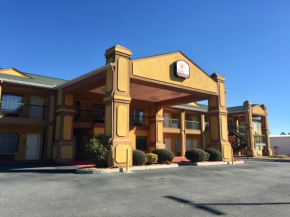 Peach State Inn & Suites